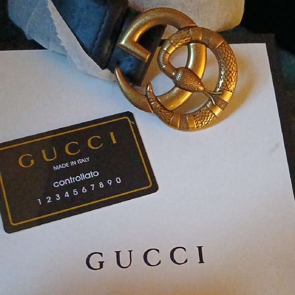 Gucci Black Belt with Gold Snake Buckle - Picture 1 of 3